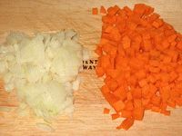 лук и морковь нарезаны